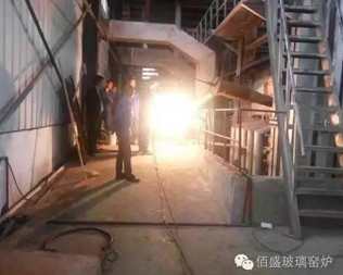 武汉典金科技有限公司130t/d压延二线点火