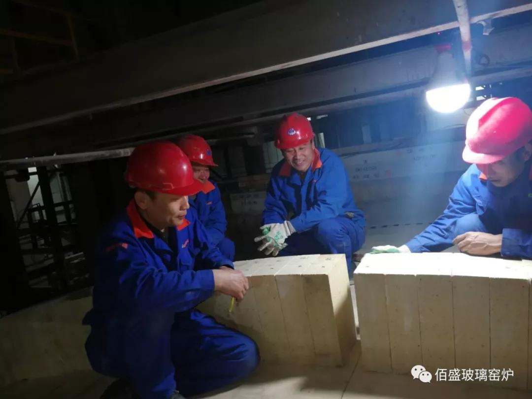 1528077285824245.jpg 1528077285824245.jpg