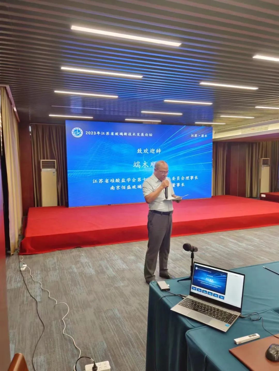 南京成人抖音在线观看 南京成人抖音在线观看